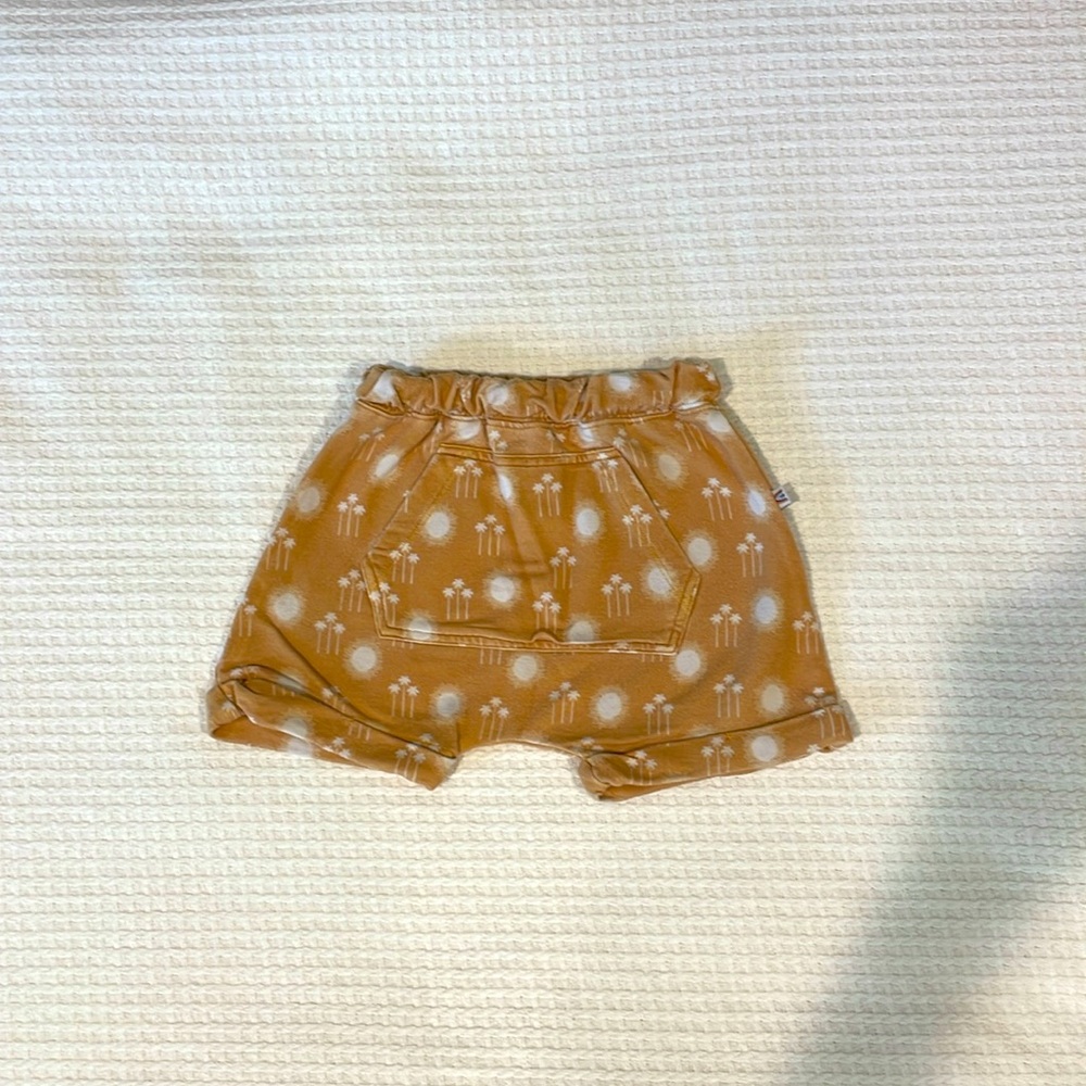 EMERSON & FRIENDS | Sunny Days bamboo shorts | 6-12 months